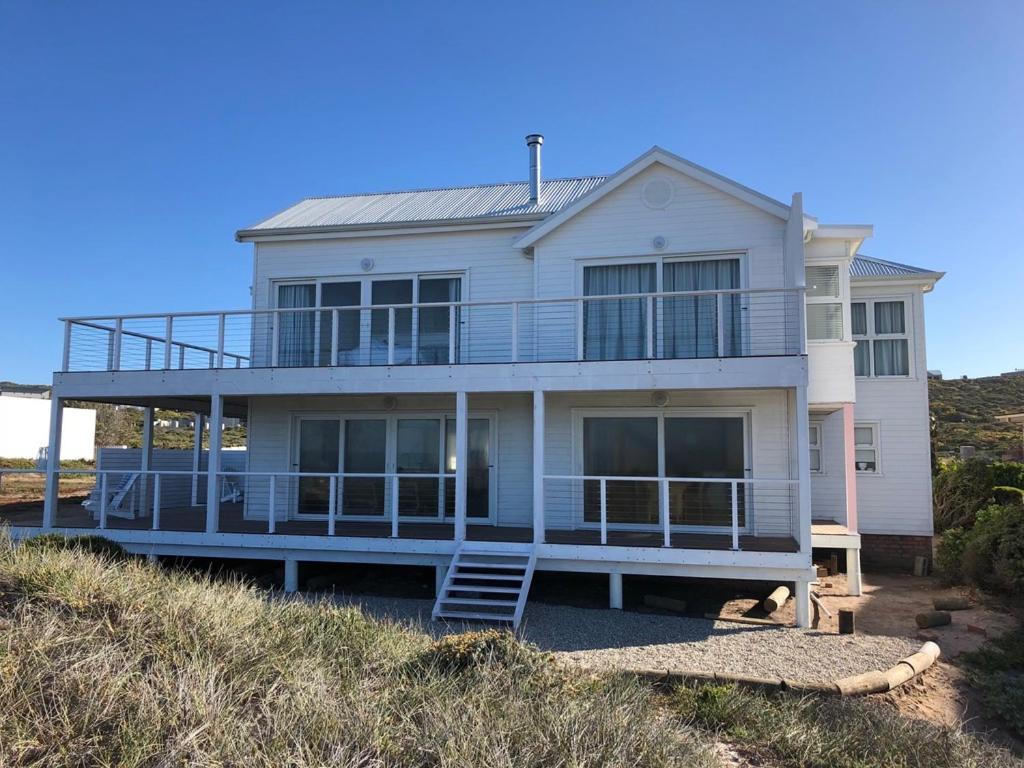 Thyme & Tide Beach Villa Yzerfontein Exterior photo